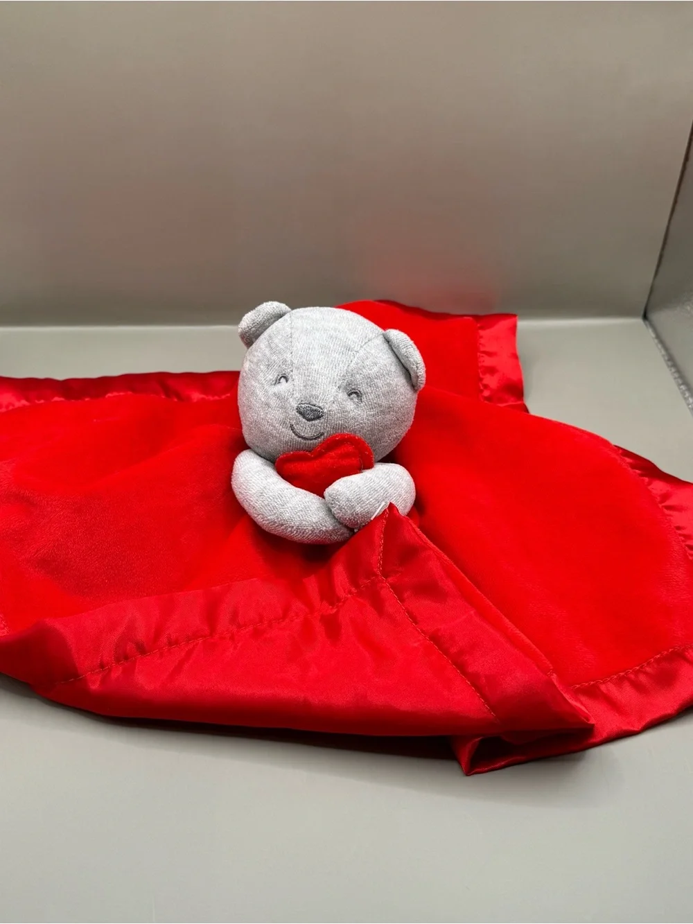 Carter's Valentines Red Bear Baby Lovey Soother Blanket Lovey Red Satin Trim